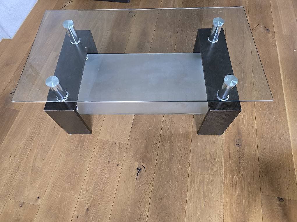 Couchtisch/ Beistelltisch gratis abzugeben