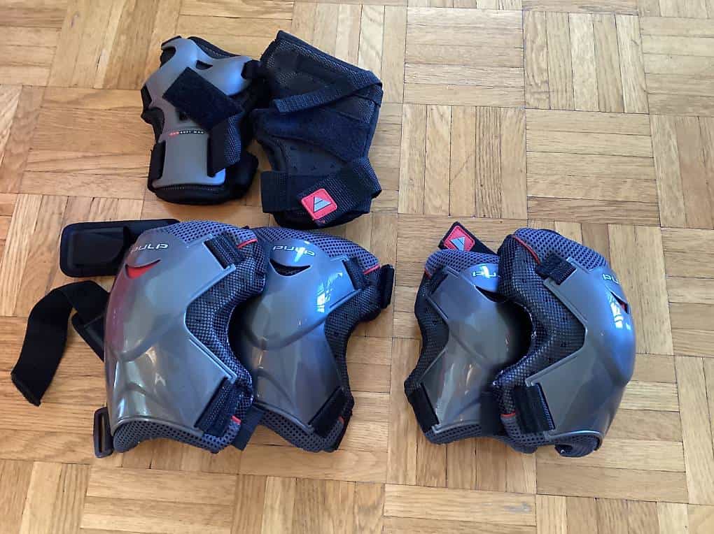 Protège-genoux et poignets pour patins à roulette/rollers
