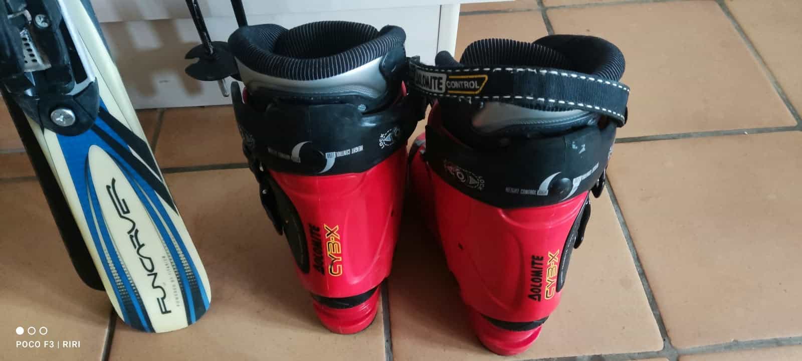 Skis Volkl 145cm et souliers taille 41-42