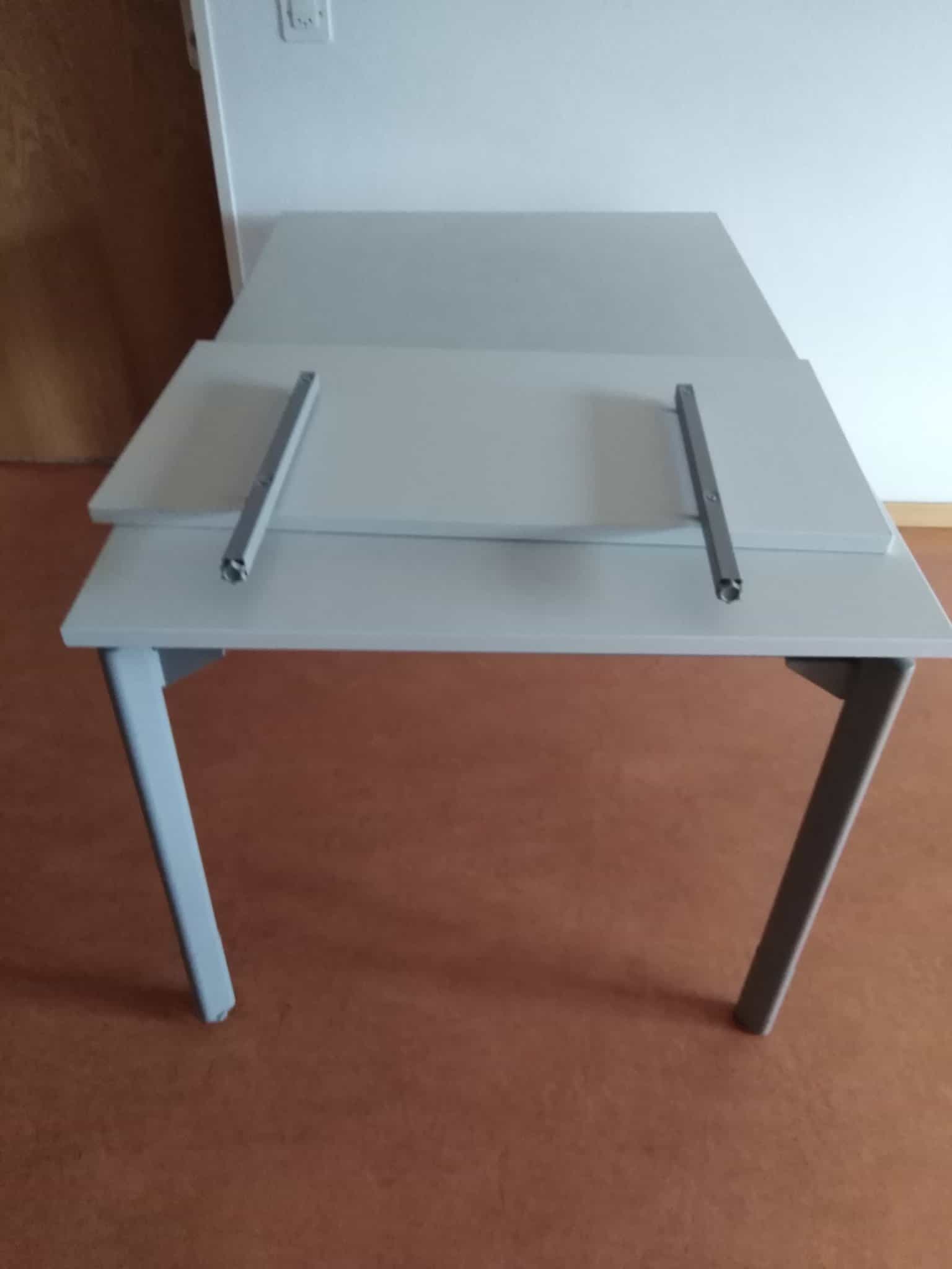 Büromobiliar