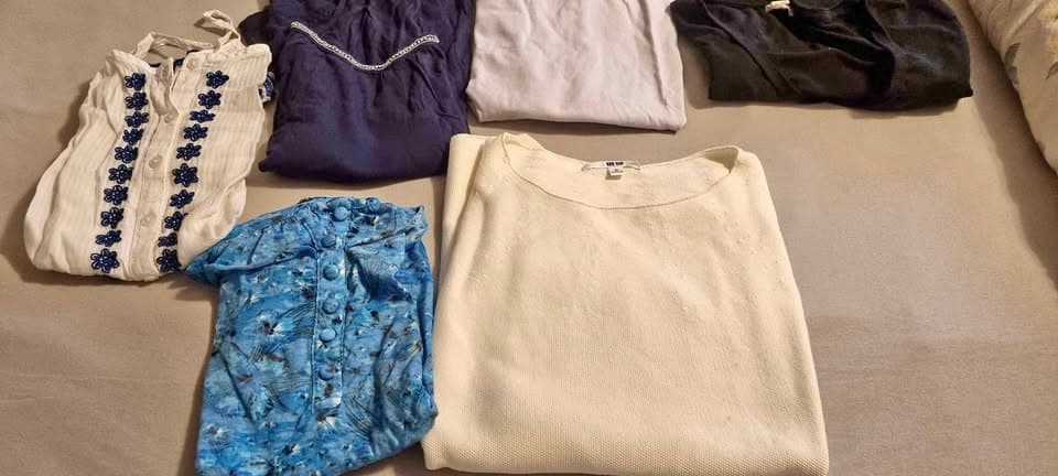 Shirts und Tops gratis Gr. S und M