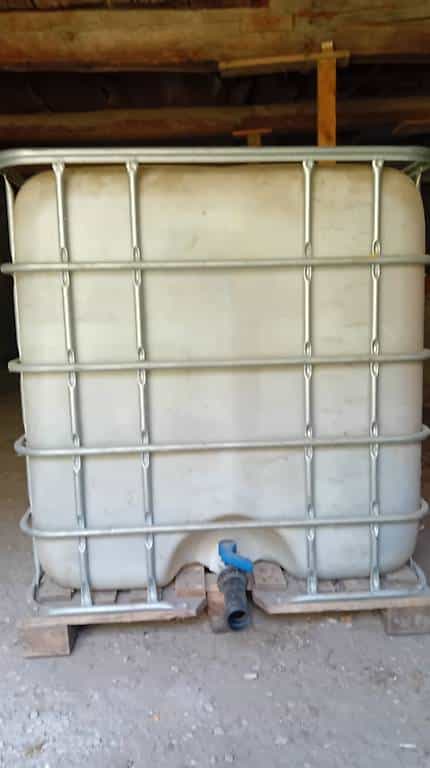 Wassertank gebraucht, alt