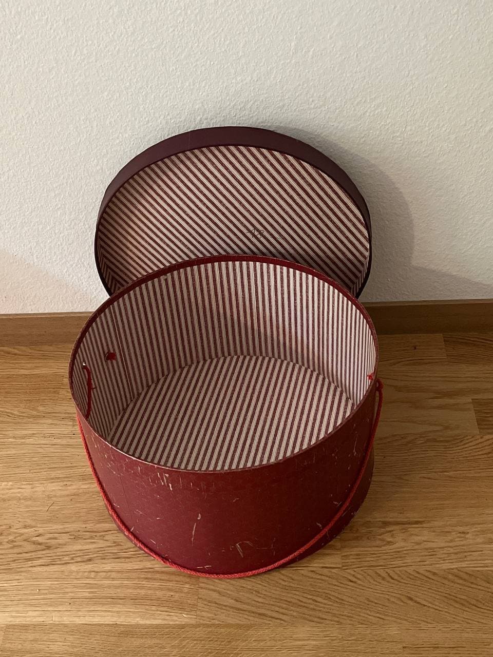 Ikea Pax Modul mit Gebrauchsspuren