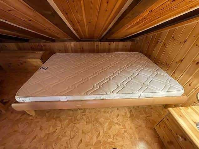Cadre lit & sommier + 2 Matelas