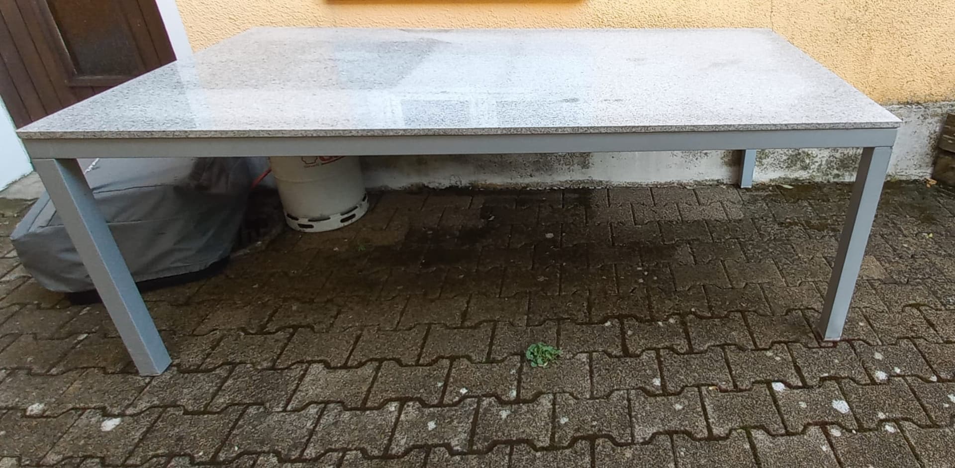Granit Gartentisch