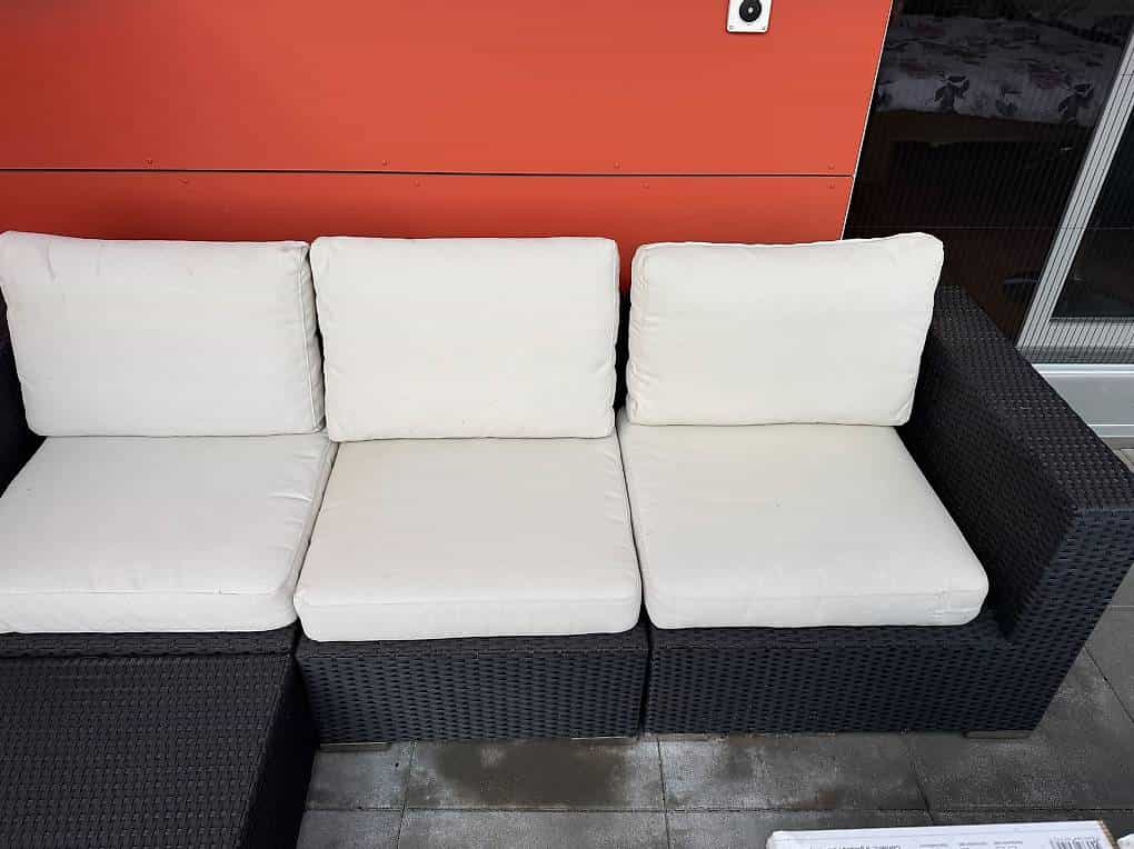 Rattan Lounge Set schwarz mit Tisch zum Verschenken