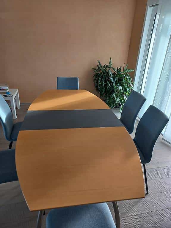 Esstisch mit Verlängerung