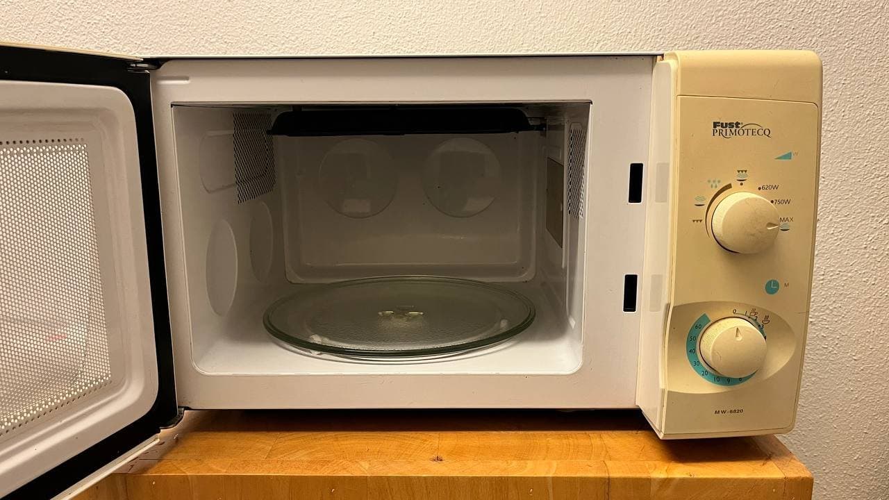 Mikrowelle funktionsfähig