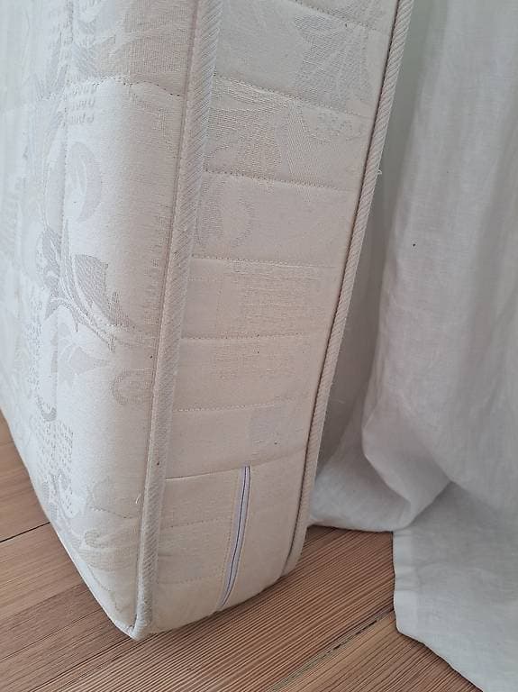 Matratze 200x90