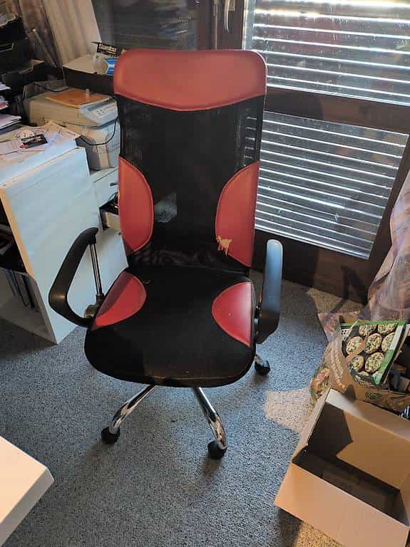 Chaise bureau en état