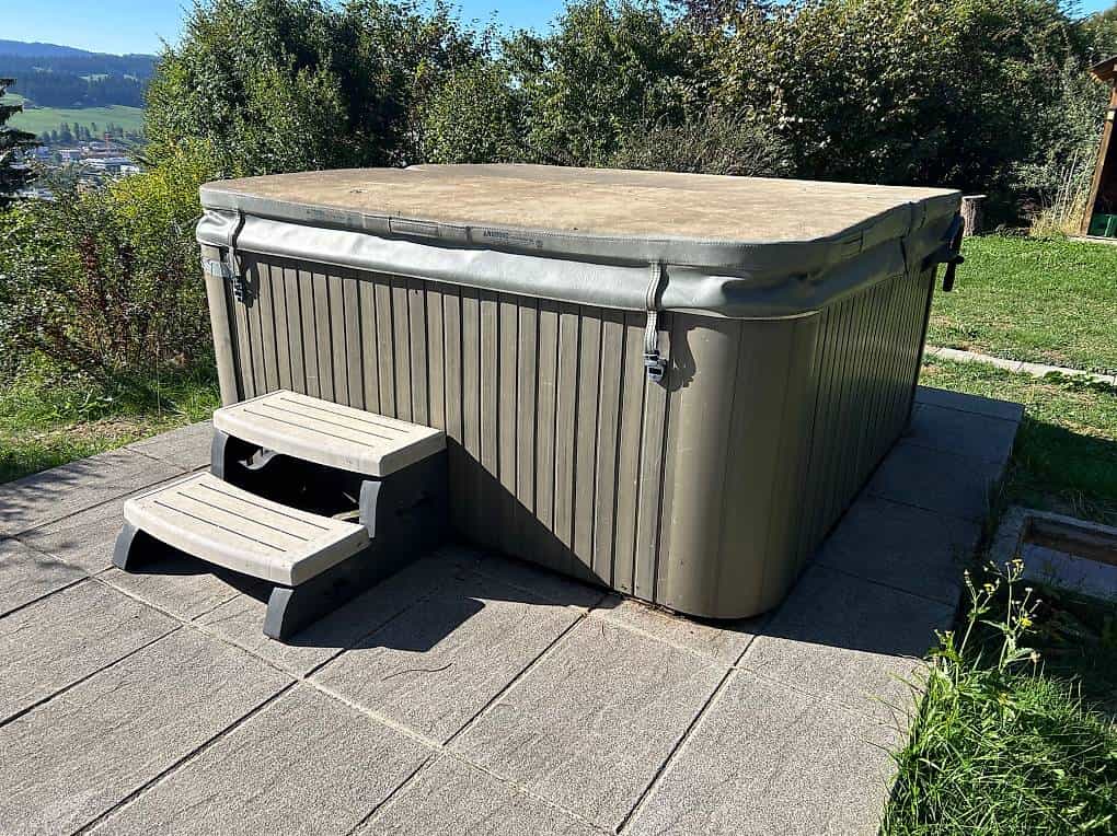 Sundance Jacuzzi Spa
