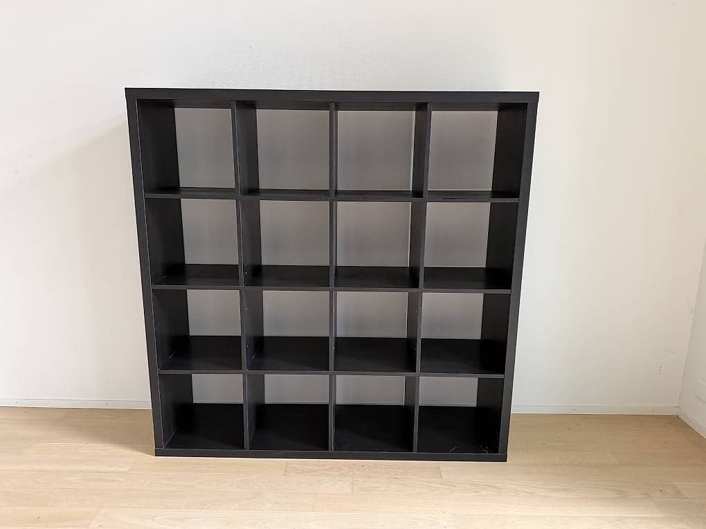 Kallax schwarz 4x4