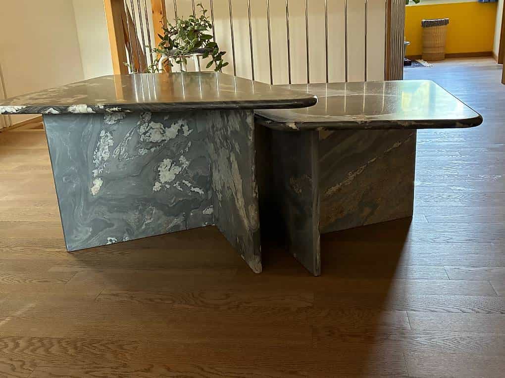 Salon Tisch