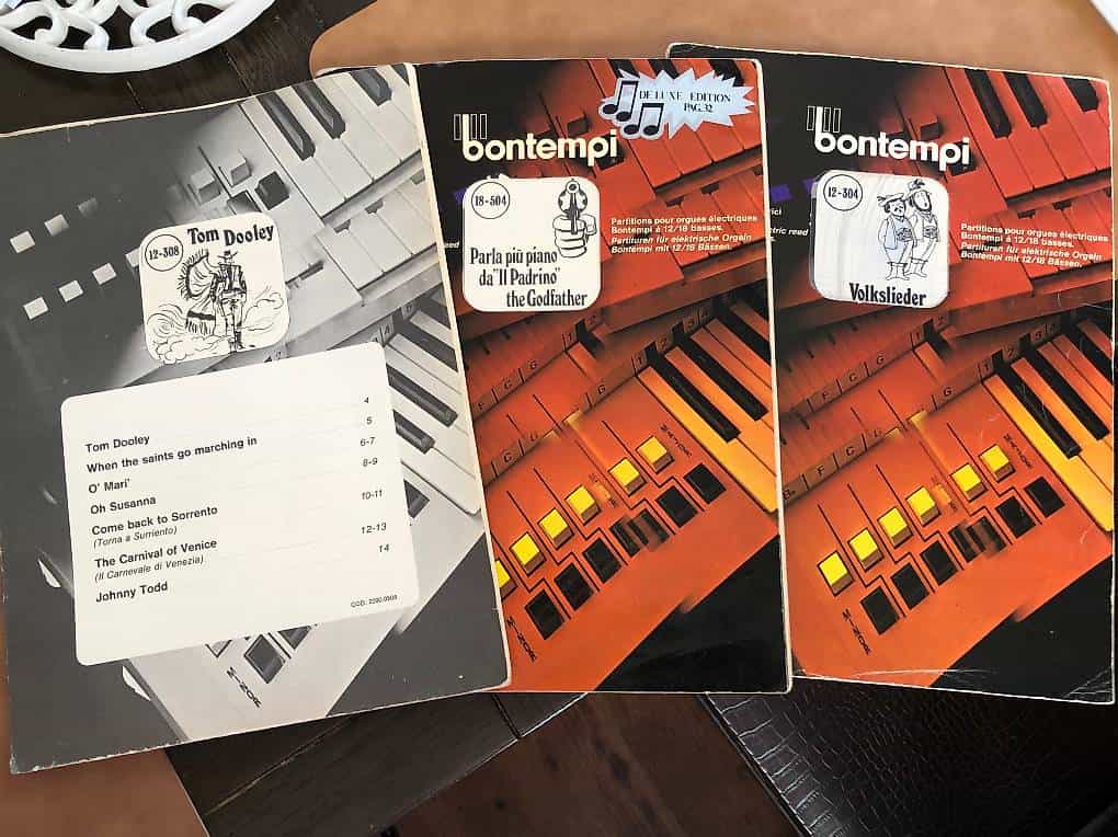 Lernhefte für Klavier/Piano/elektrische Orgeln