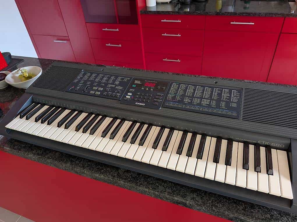 A donner: clavier électronique Casio CTK-680