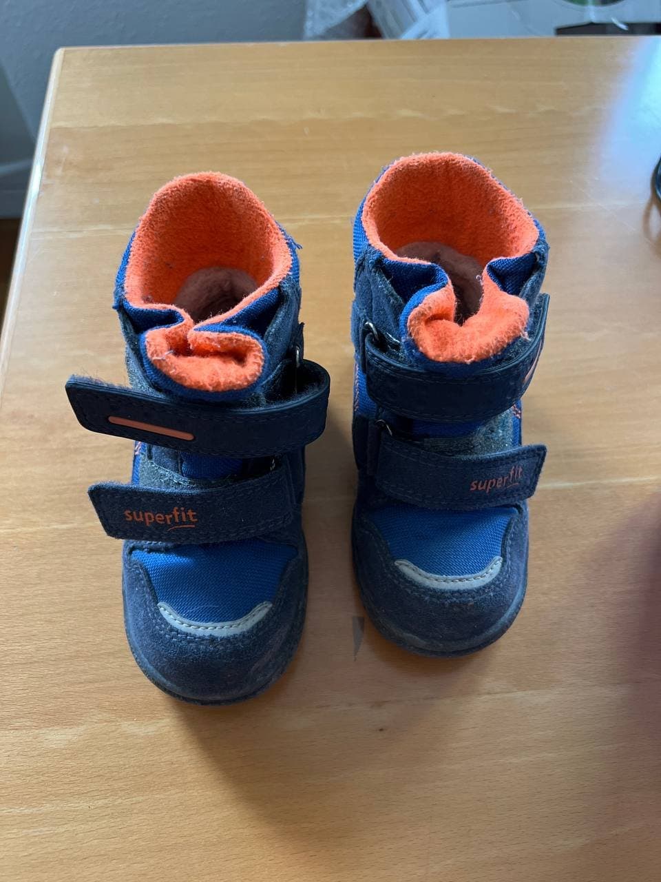 Kinderschuhe Grösse 23