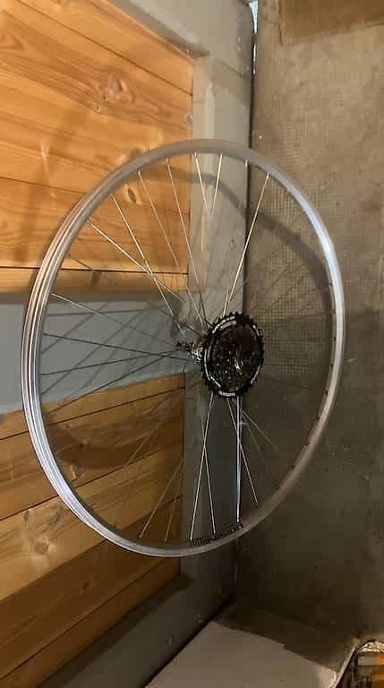 Roue. arrière 700C - 32/35