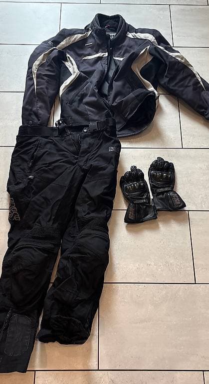 IXS Motorradkombi + Handschuhe