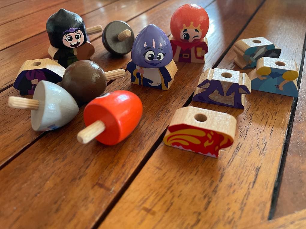 À donner: toupies en bois de la Migros