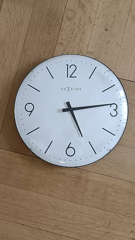 Uhr gratis zum Abholen