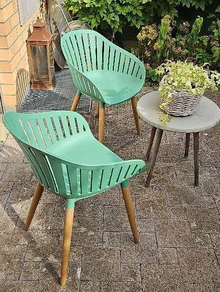 2 Gartenstühle mint-farbig