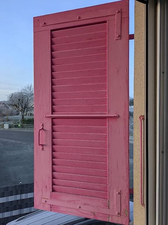 volets en bois en bon état à donner