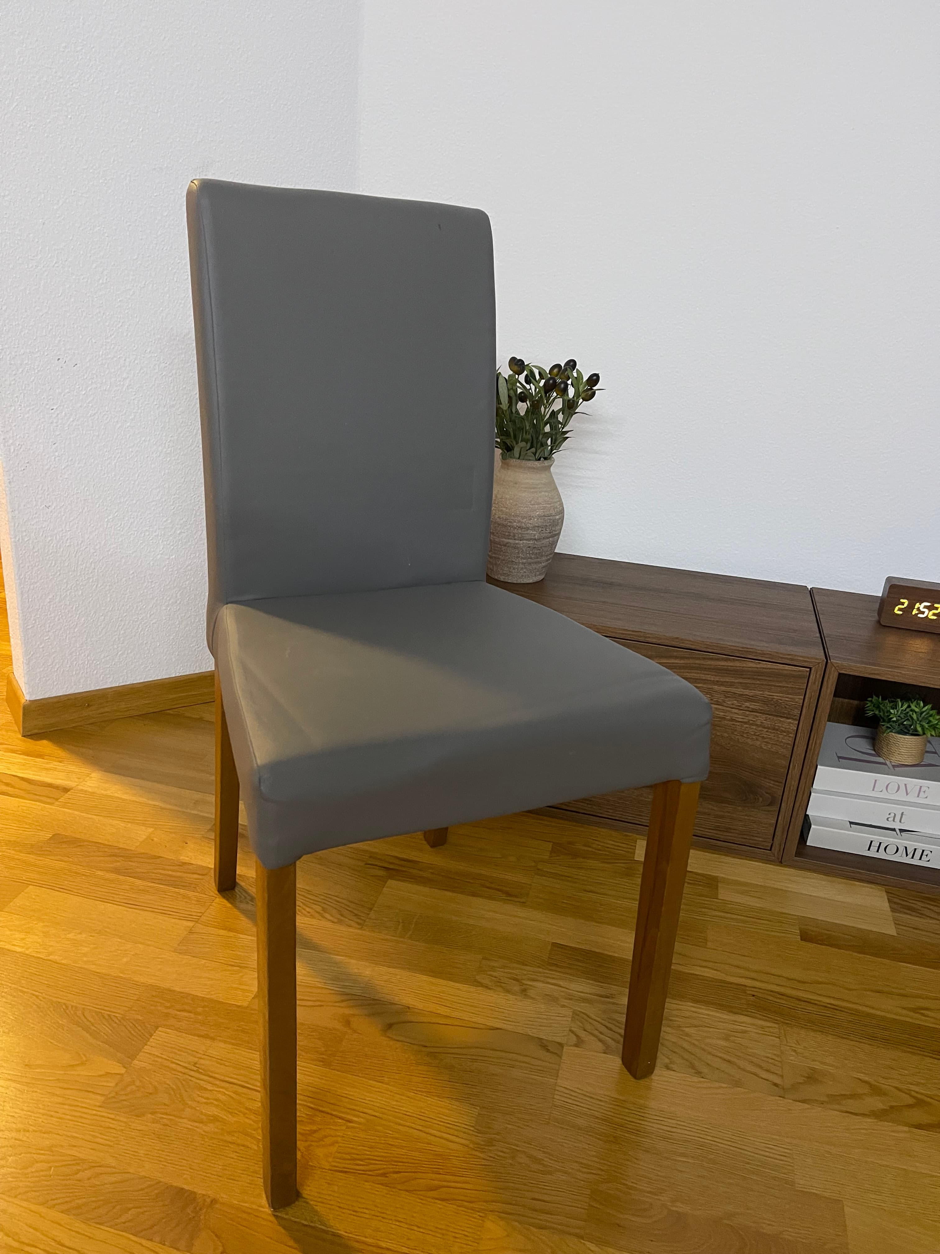 6 Stühle