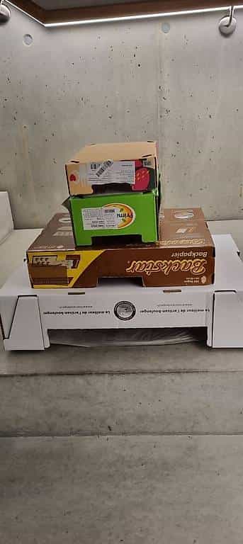 Kisten - Schachteln - Ernte - Caisses - Boîtes - Récolte