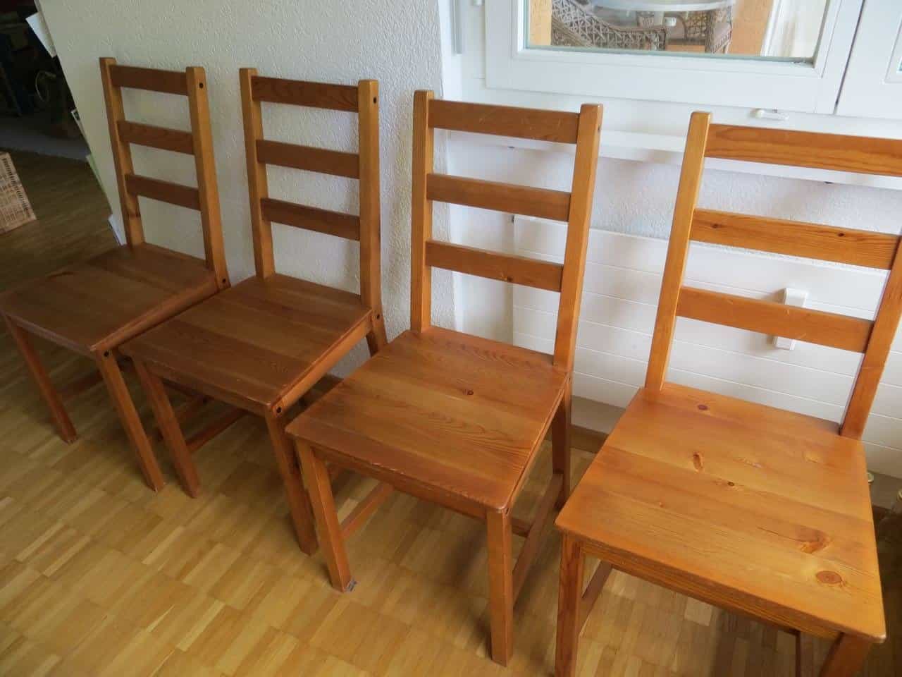 4 Holzstühle