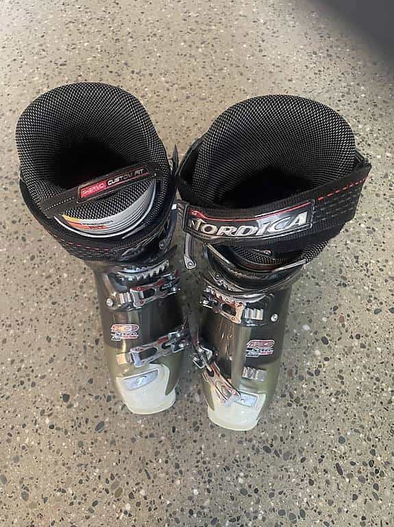 Ski Schuhen