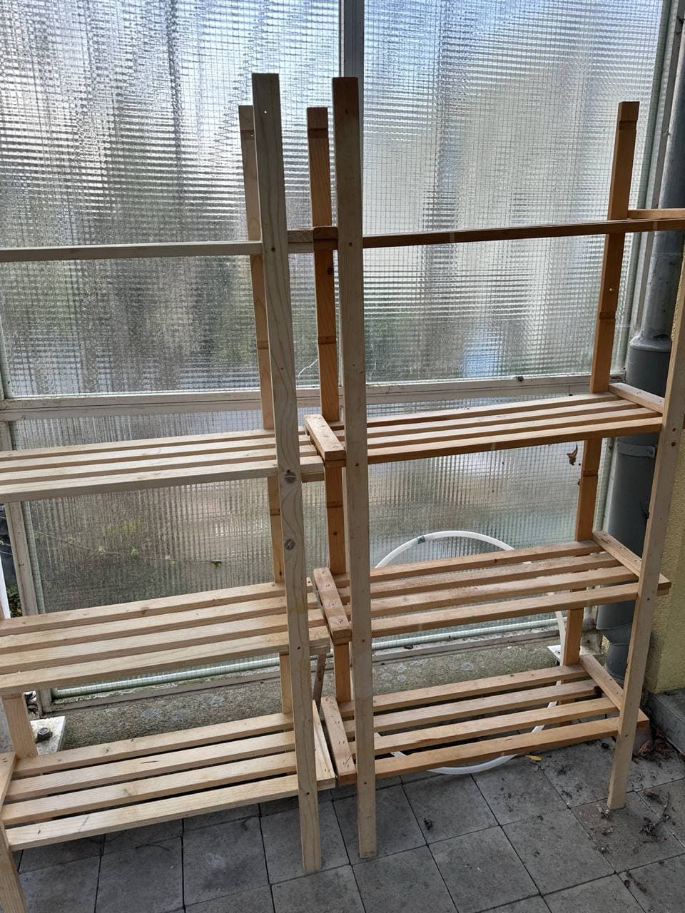 4 Kellerregale kostenlos