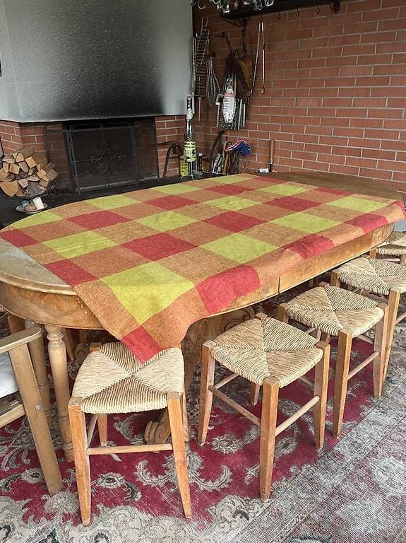 Alter Holztisch zu verschenken ausziehbar