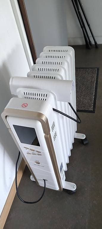 Elektrischer Radiator, erst 1 Jahr alt, wie neu