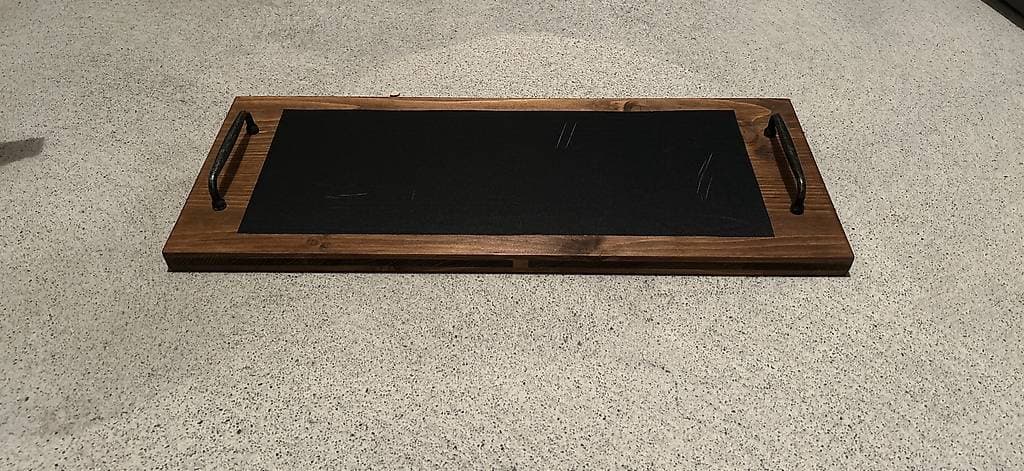 Serviertablett mit Tafelfolie