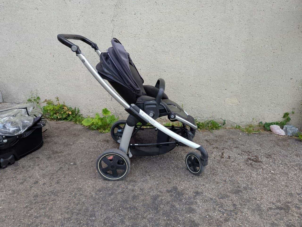 Maxi Cosi Kinderwagen mit Babyschale und Sportsitz