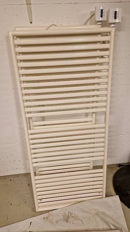 Badheizkörper Bremo (elektrisch)