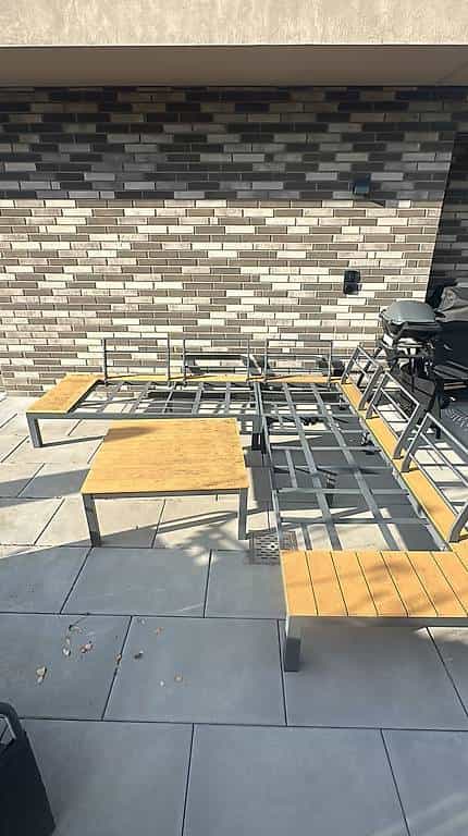 Gartenlounge ohne Kissen gratis zum abholen