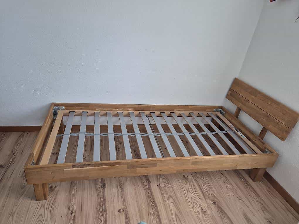 Kinderbett 90 x 200