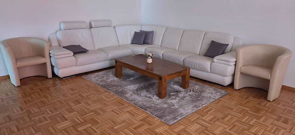Weissee Leder-Sofagarnitur Gratis abzugeben