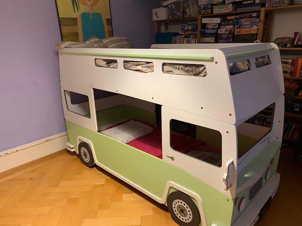 Lit superposé bus à deux étages