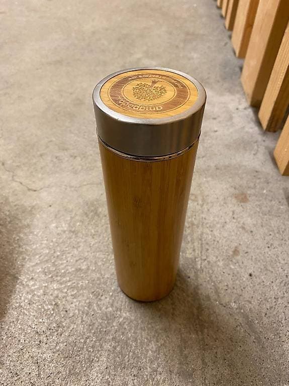 Trinkflasche mit Teevorrichtung