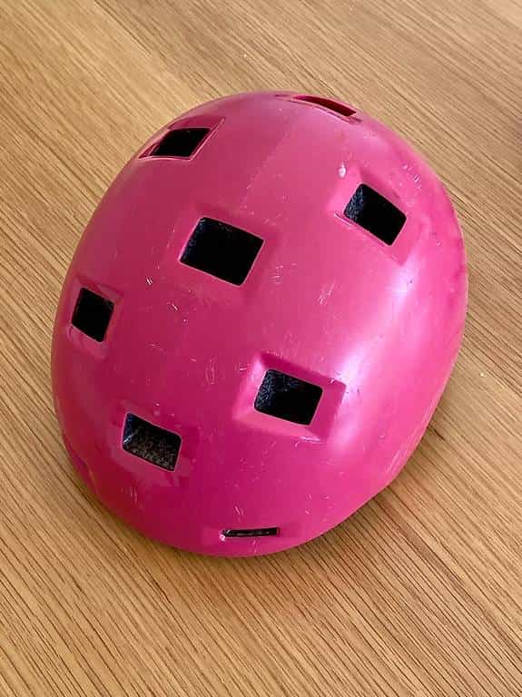 Casque vélo XS (47-52cm) à donner