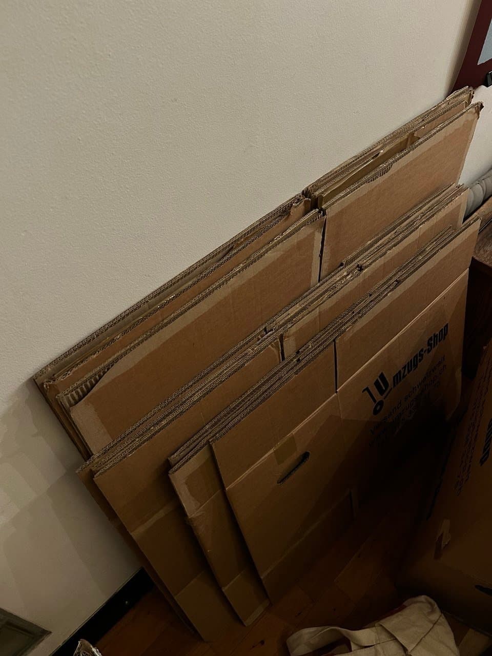 9 Umzugskartons verschiedene Größen