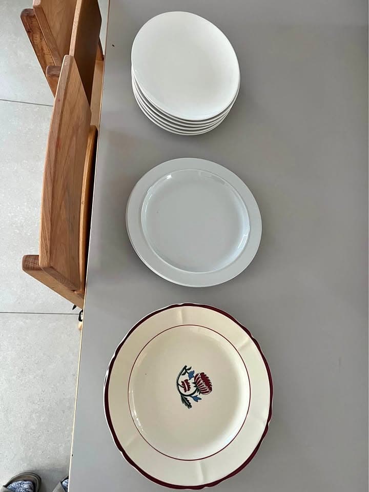 Teller Gratis in Düdingen