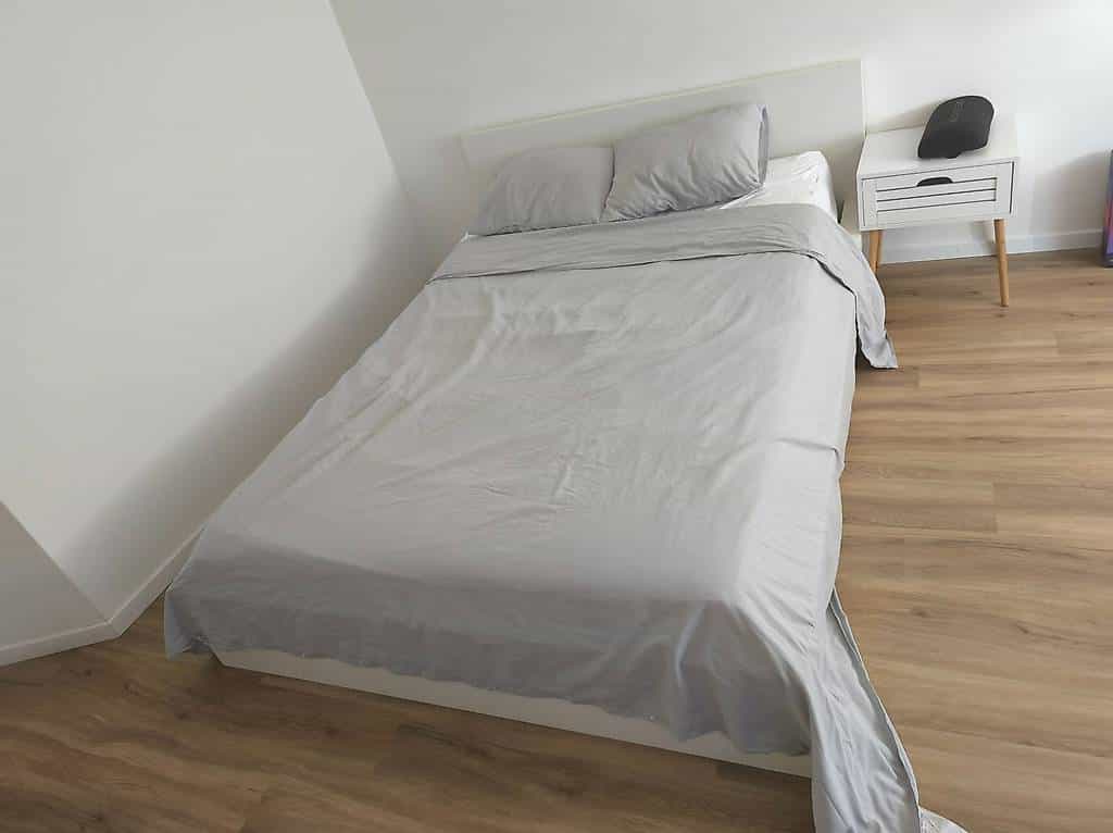 IKEA MALM Bettgestell hoch, weiß/Luröy, 140x200 cm
