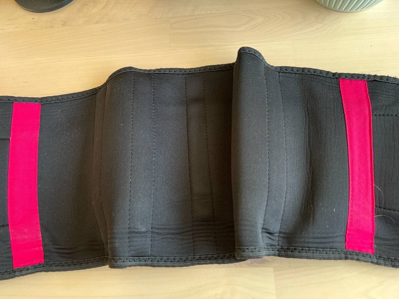 Sportgürtel Schwarz-Pink