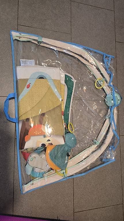 A DONNER tapis d'éveil en parfait état