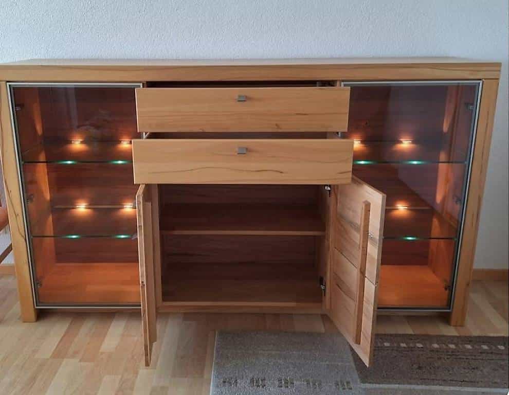 Schönes Sideboard