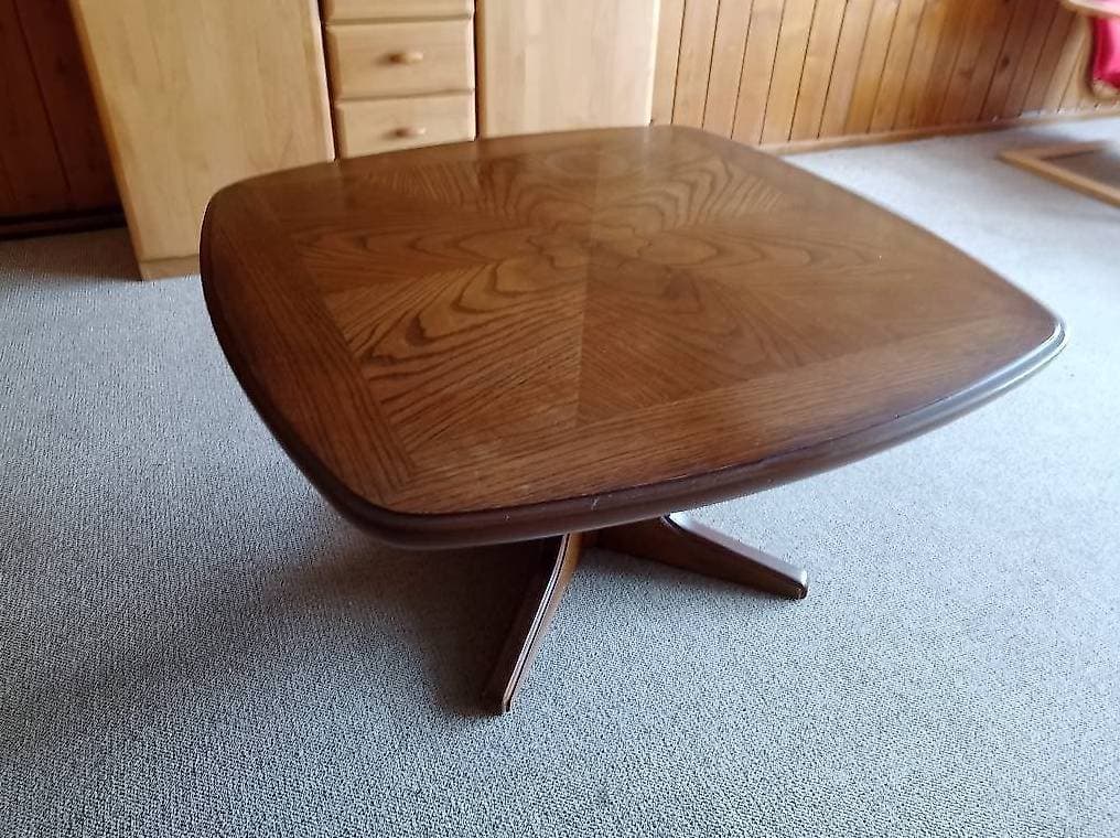 Table de salon, fabrication artisanale