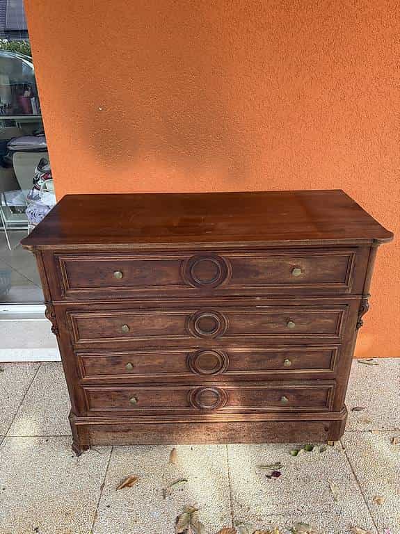 Meuble en bois à donner